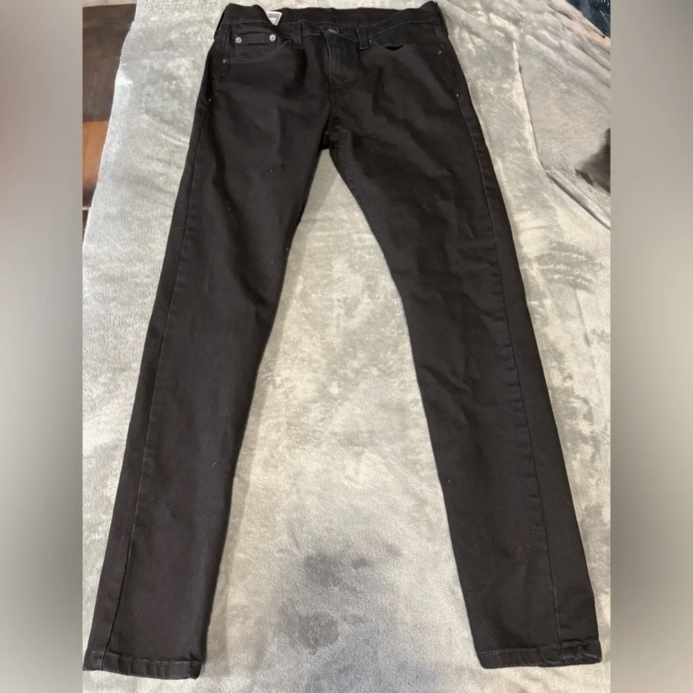 ~Levi's Men's Black Skinny Taper Jeans